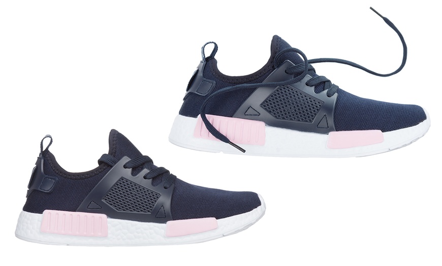 Image 2: Women's Fashion Trainers