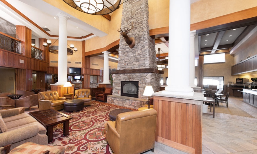 MCM Elegante Lodge & Suites in - Ruidoso, NM | Groupon Getaways