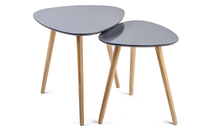 Image 12: Set of Two Coffee/Side Tables