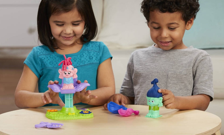 Image 2: Hasbro Play-Doh Trolls Hair Salon