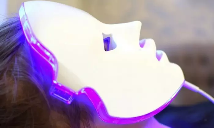 Bis zu 60% Rabatt auf den Gesichtsbehandlung – Anti-Aging bei Perfect Smile by Crystal