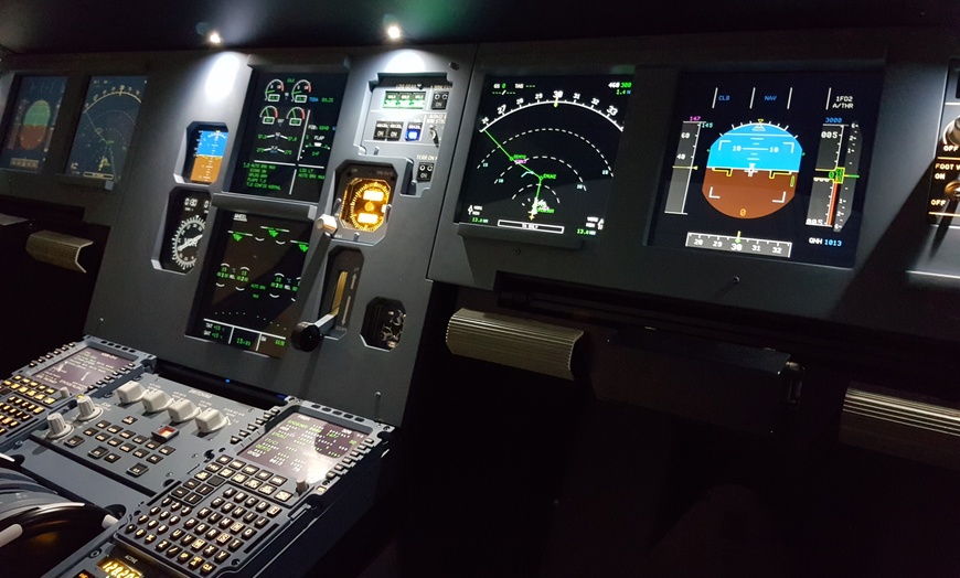 Image 3: A320 Flying Simulator Experience