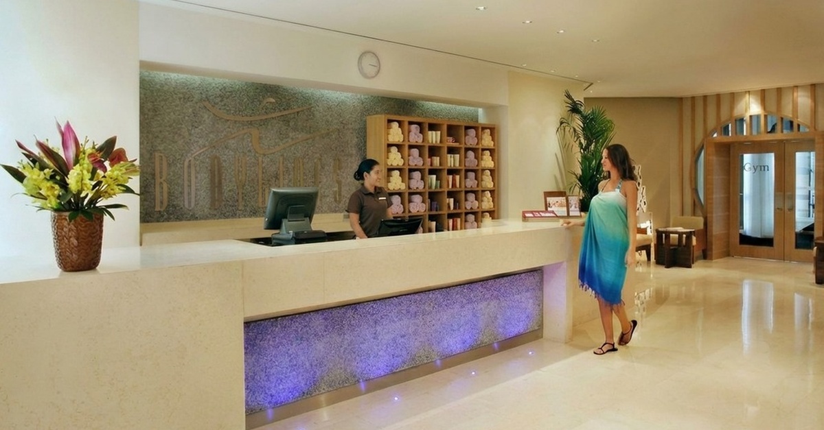 30-min Mini Facial Or 60-min Hydra Facial With Spa Facilities Access 30-min Mini Facial Or 60-min Hydra Facial With Spa Facilities Access