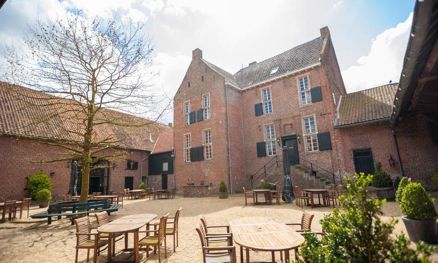 Image 27: Schinveld in Limburg: 1-3 nachten, naar keuze met romantiek-pakket