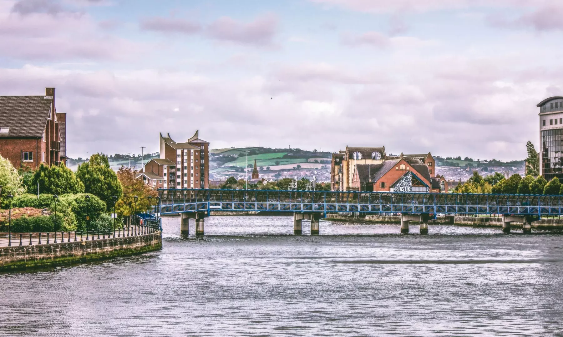 ✈ 6-Days: 2 Irelands - Ultimate Road Trip w/ Air & Car from Worldee