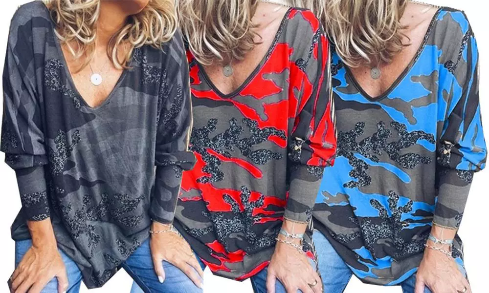 Haut col V à imprimé camouflage pour femme - Primary Image