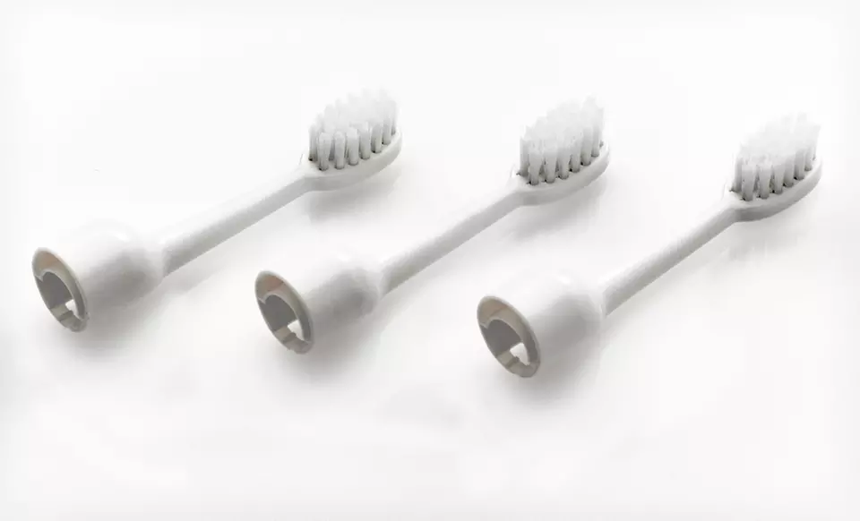 $6.99 for a Cenoire Eluo Sonic Travel Toothbrush ($30 List Price). Multiple Styles Available. - Second Medium