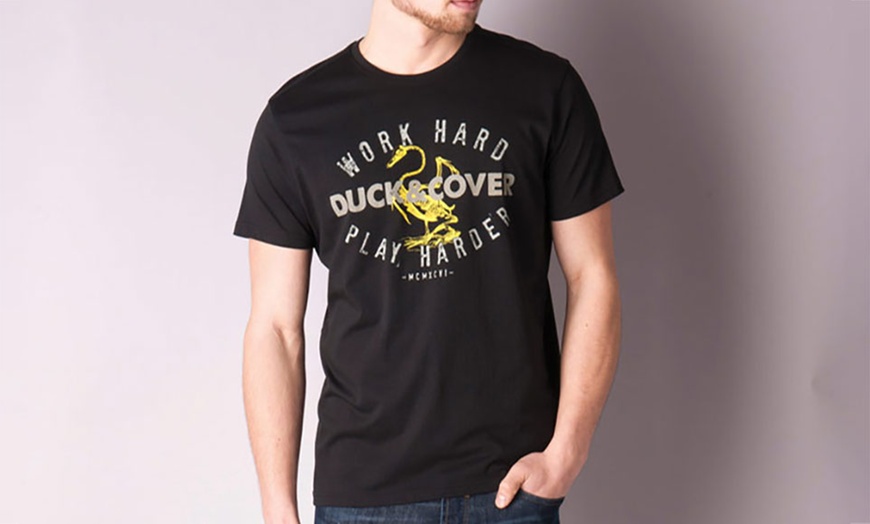 Image 9: Men's Duck and Cover T-Shirts