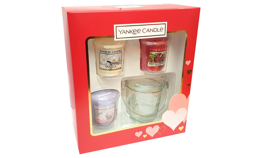 Image 3: Yankee Candle Votive and Holder