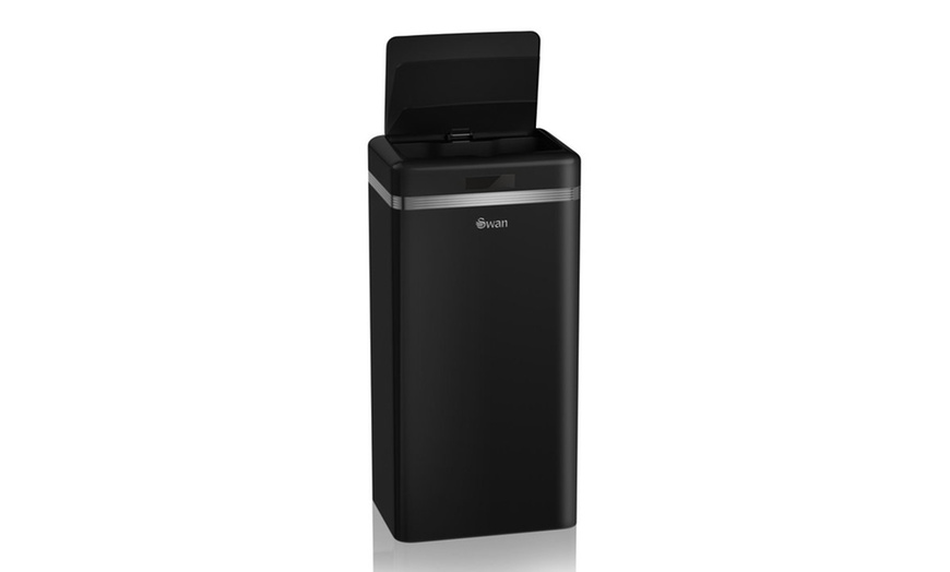 Image 4: Swan Retro-Style 45L Square Sensor Bin With Free Delivery