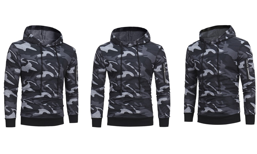 Image 2: Men's Camo Hoodie