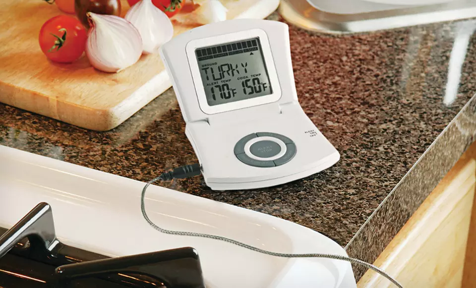 $6.99 for a President's Choice Compact Digital Roasting Thermometer ($14.99 List Price). Free Returns. - Primary Image