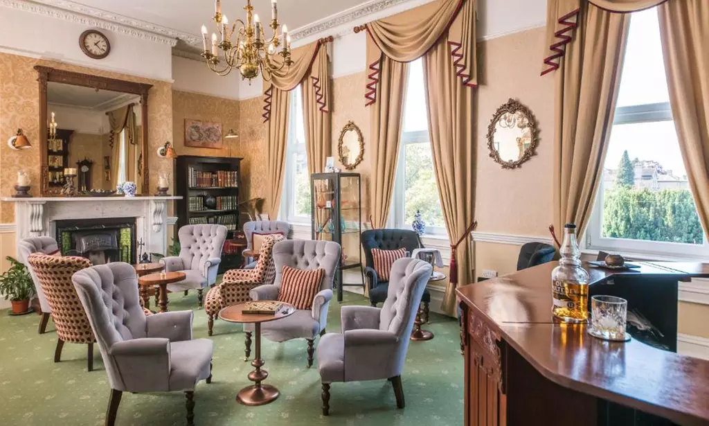 Bath: 4* with a choice of room Stay with Breakfast