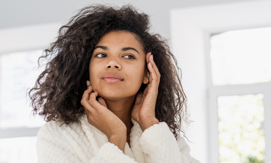 Image 1: ¡Limpieza facial con radiofrecuencia y microdermoabrasión!