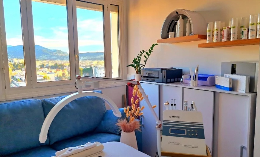 Image 4: 1 ou 2 séances de blanchiment dentaire avec Beauty Face By Lara