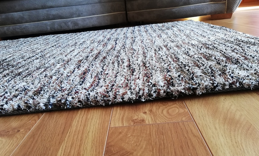 Image 6: Deluxe Soft Short Pile Shaggy Rug