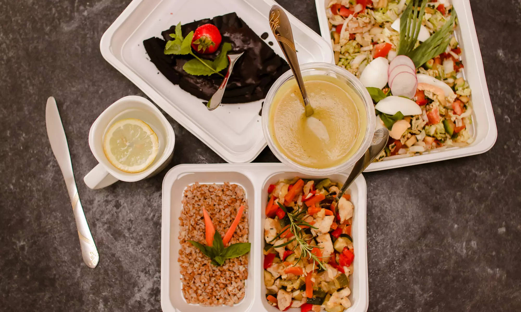 Dieta Slim w dostawie na 3 dni od 119,99 zł i więcej opcji z firmą RzepaFit Catering Dietetyczny (do -36%) - Primary Image