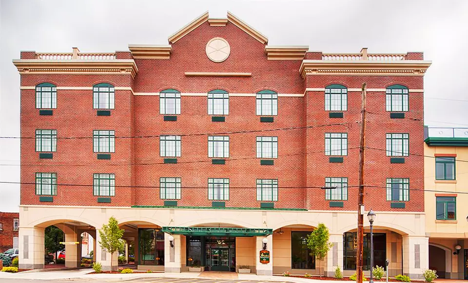 Stay at Best Western Pioneer Plaze in Carbondale, PA. Dates Available into February. - Primary Image