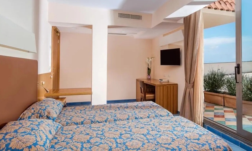 Image 26: ✈ 11-Day Rome, Sicily, Calabria & Sorrento Vacation with Air