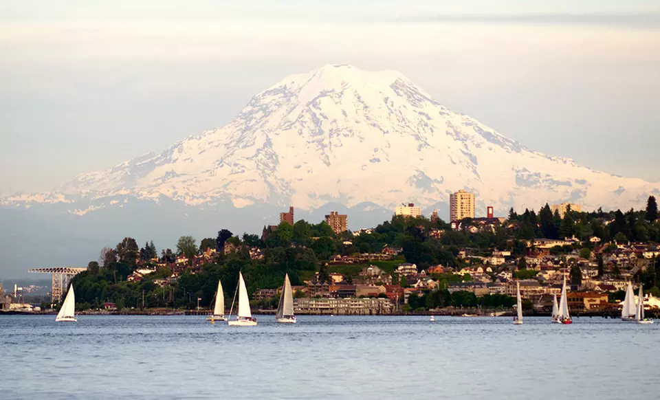 Stay at Red Lion Hotel Tacoma in Tacoma, WA - Primary Image