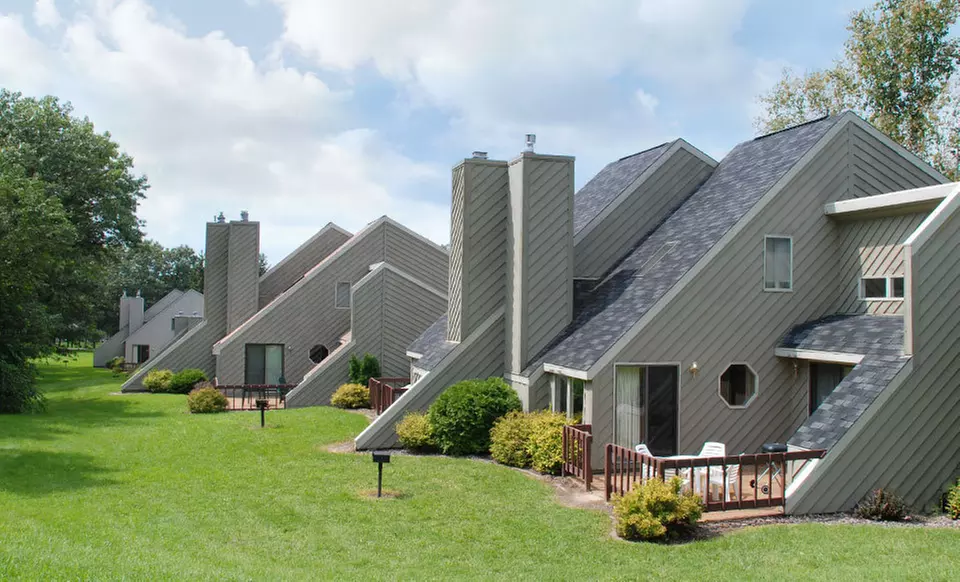 Three- or Four-Night Stay at Mirror Lake at Tamarack Resort in Wisconsin Dells - Primary Image