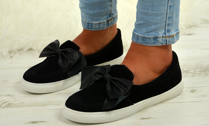 Image 2: Women's Bow Sneakers