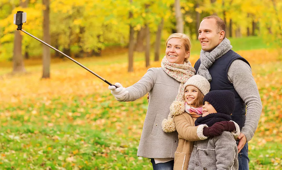 Bluetooth Selfie Stick Universal Smartphone Mount - Primary Image