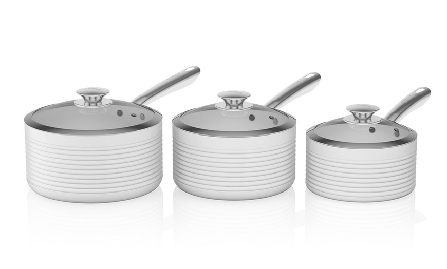 Image 10: Tower Linear 3-Piece Saucepan Set