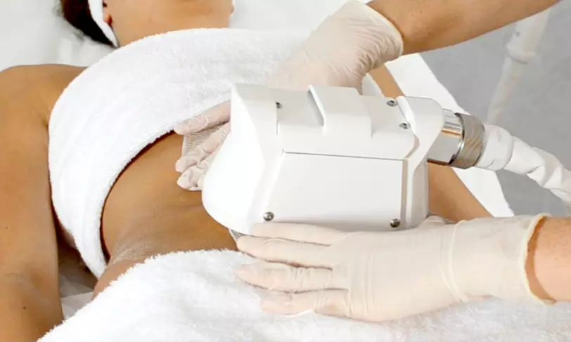 KC Brows Master Spa offers non-invasive laser liposuction treatments for up to 77% off, targeting areas like the abdomen, waist, and more - Primary Image