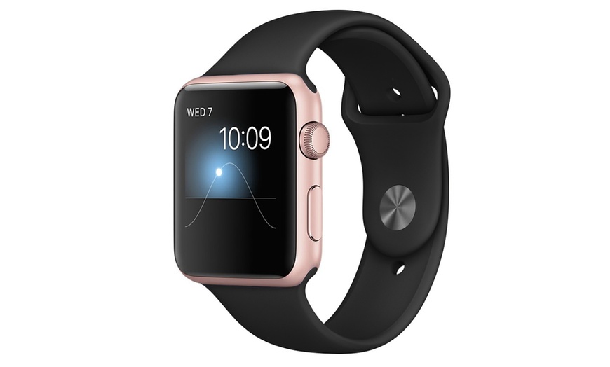 Image 8: Refurbished Apple Watch