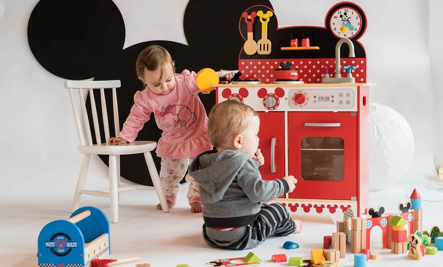 Image 2: Minnie Mouse Kitchen Playset