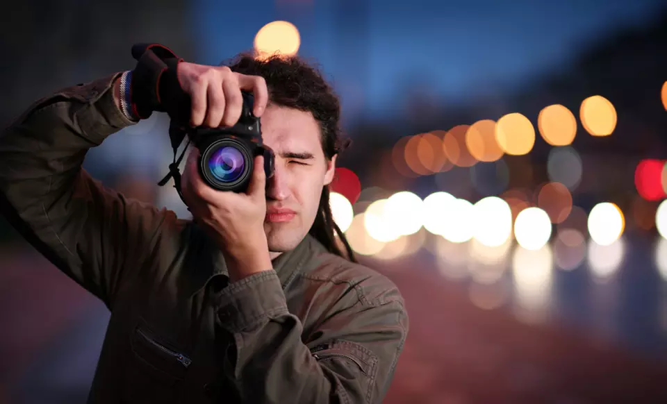 $29.99 for an Online How-to-Use a DSLR Camera Course Bundle ($88 List Price) - Primary Image