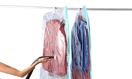 Fino a 8 sacchi sottovuoto e salvaspazio con gancio, per armadio