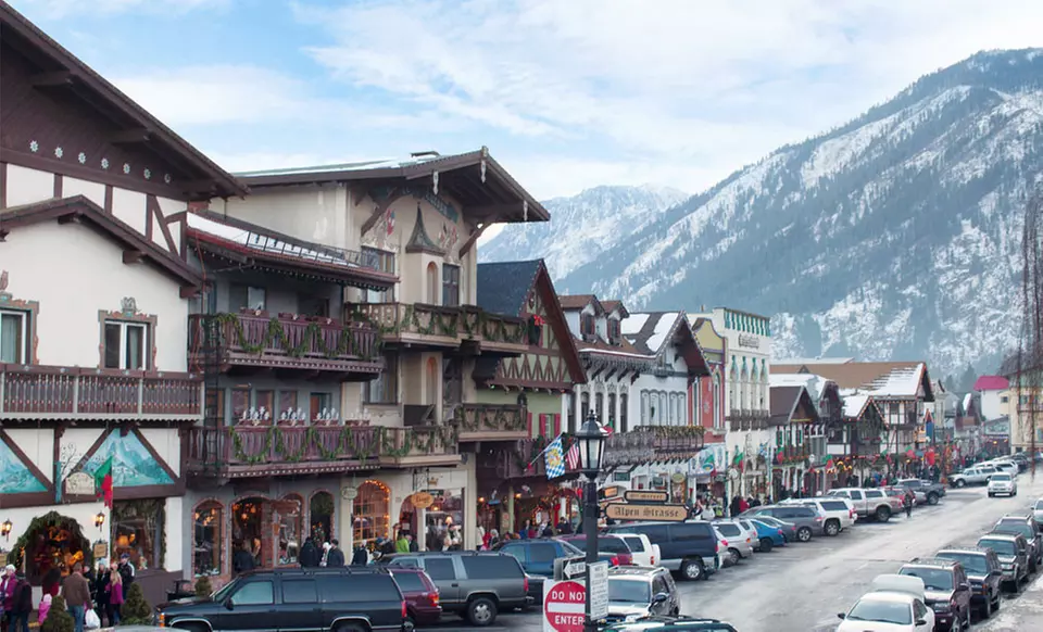 One- or Two-Night Stay at Obertal Inn in Leavenworth, WA - Primary Image