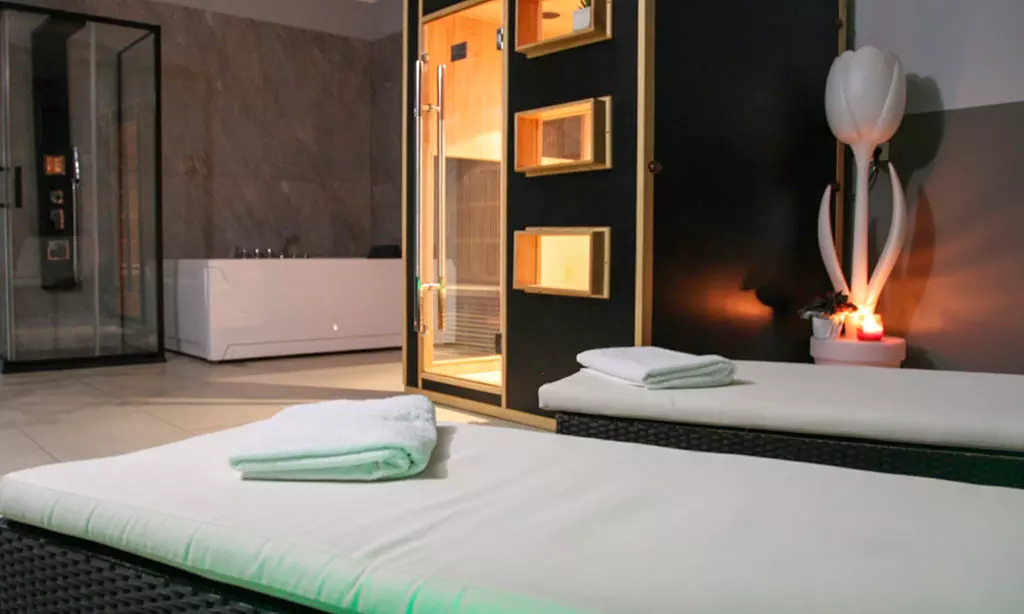 Lago di Garda: Soggiorno per 2 con colazione, cena, Spa e parcheggio