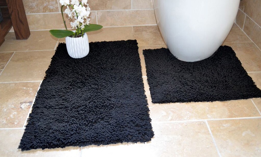 Image 2: Bath and Pedestal Mat Set 