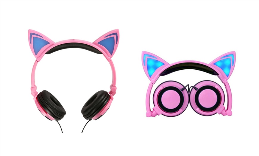 Image 5: Cat Glowing Kids' Headphones