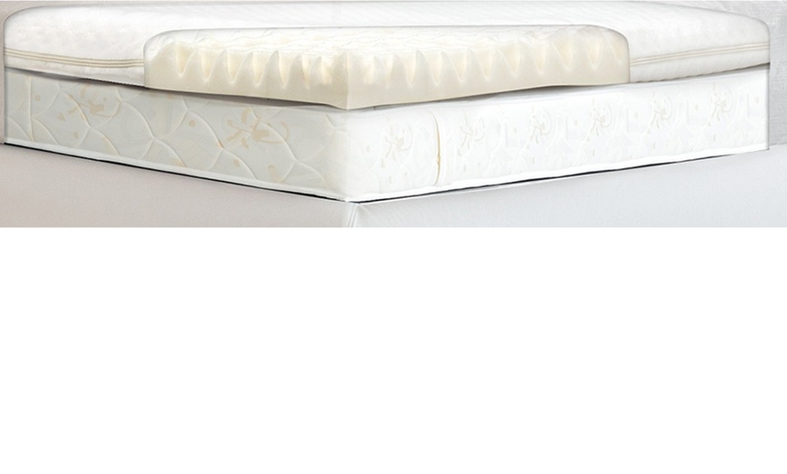 Image 3: Memory Foam Mattress Topper