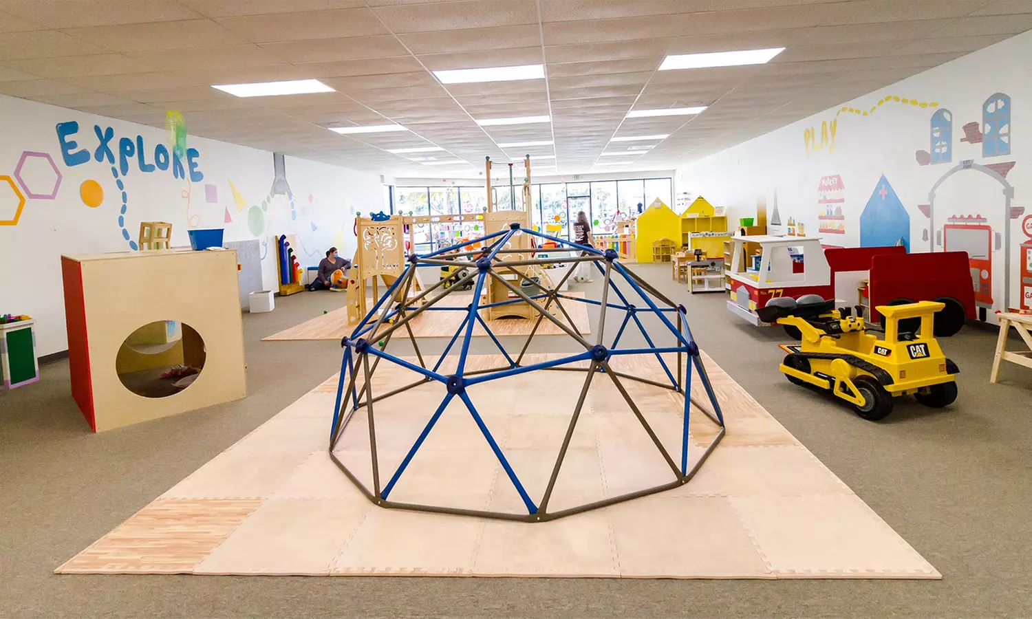 First-Month of Ultimate or Three Months of Intermediate Membership Plan at Little Explorers (Up to 33% Off) - Primary Image