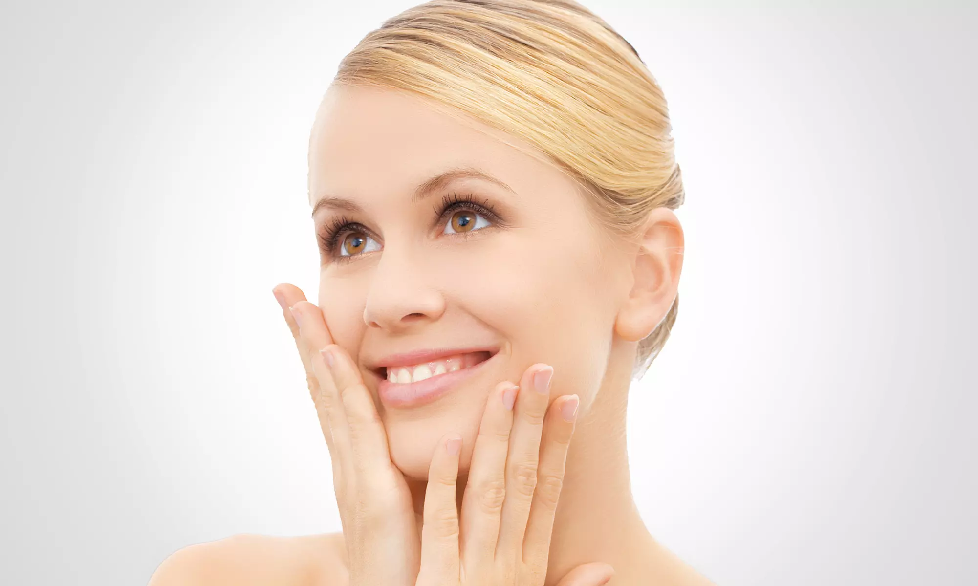 One or Three Microdermabrasion Treatments at OM Spa (Up to 66% Off) - Primary Image