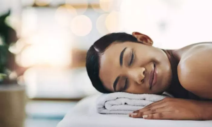 Despierta tus sentidos con un masaje relajante en Laura Campos Studio