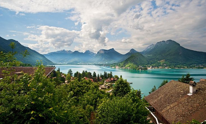 Image 13: Annecy: chambre double avec petit-déjeuner