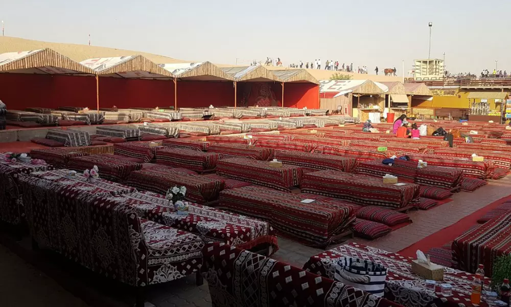 Dhow Cruise Dinner with Safari