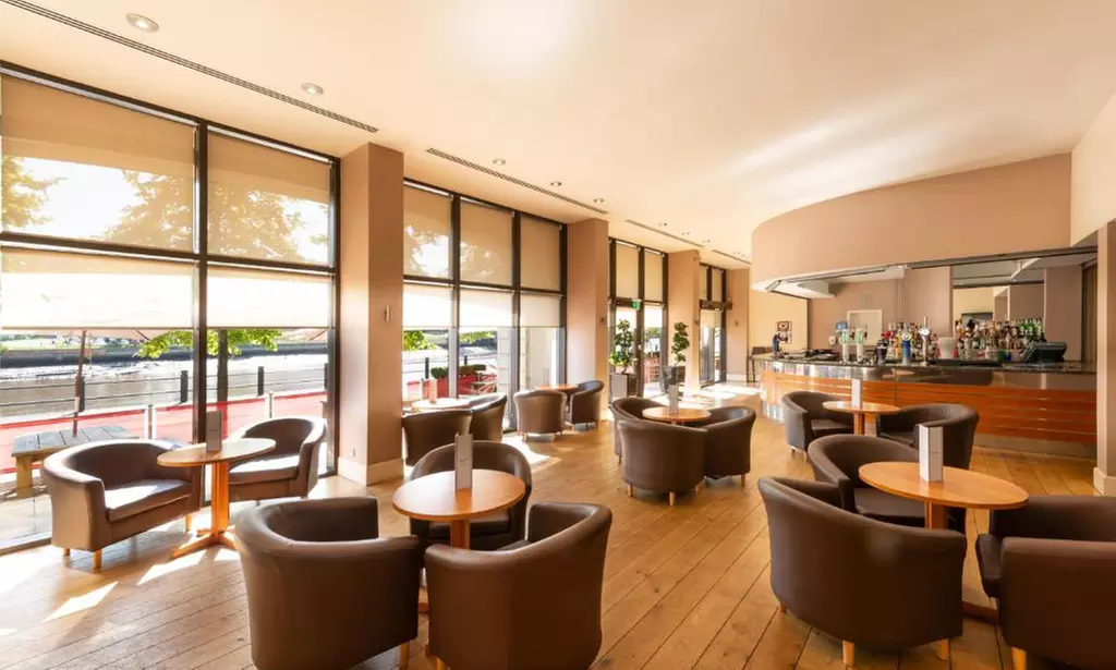 Newcastle: 4* Standard Room Stay with Breakfast