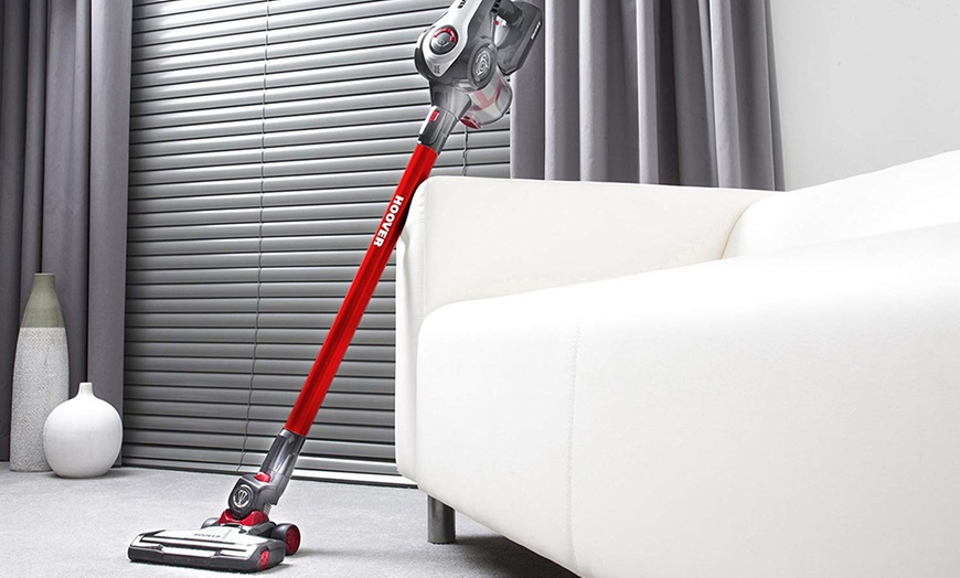 Image 7: Hoover Cordless Stick Vacuum