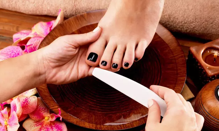 Do 25% zniżki na Salon/studio paznokci - Pedicure w Ira Zhminka. Stopy & Paznokcie