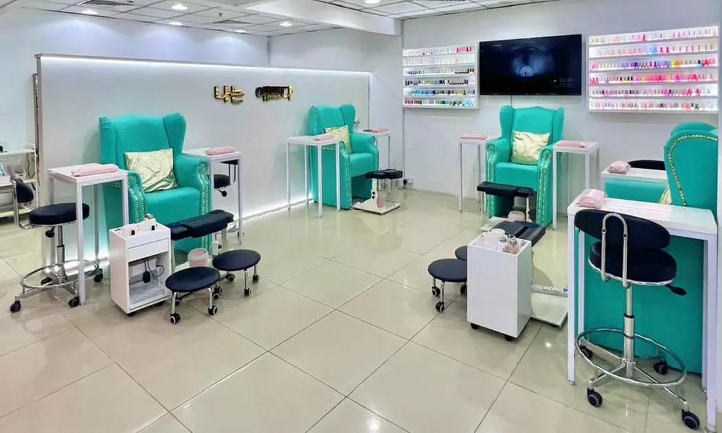 Waxing, Brazilian and Underarms