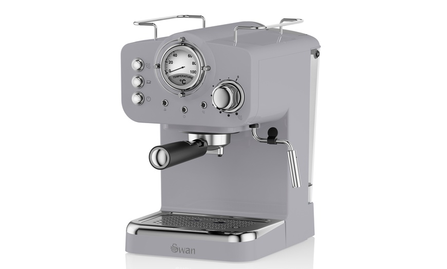 Image 12: Swan Retro Pump Coffee Machine