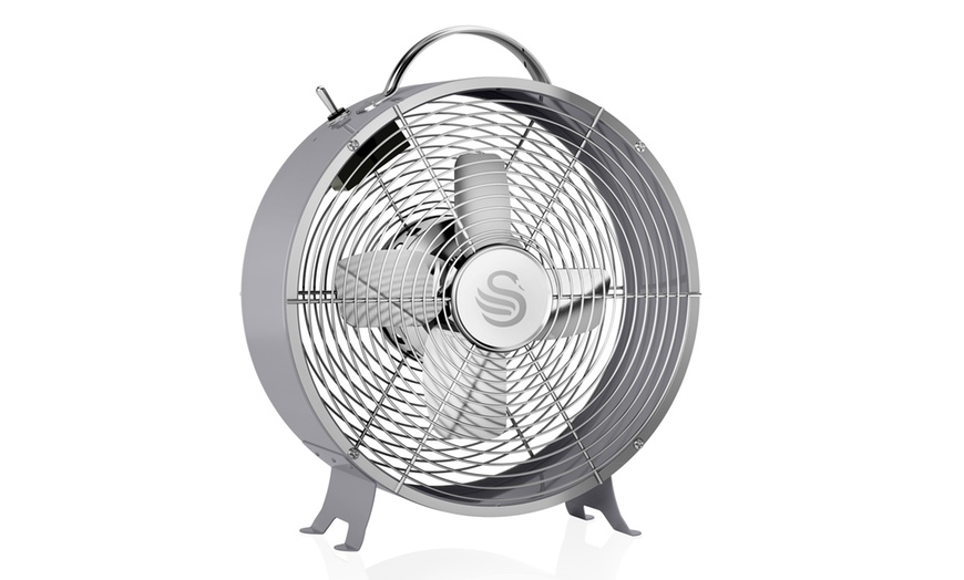 Image 45: Swan Retro Clock, Stand or Desk Fan
