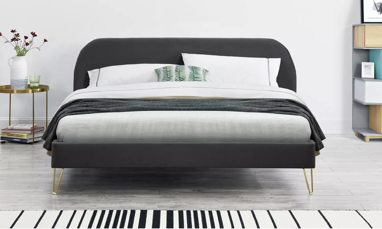 Lit velours "Garbera" 140 x 190 cm ou 160 x 200 cm de Kocoon